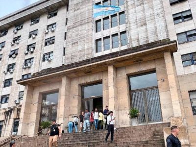 Gobierno presenta proyecto para reformar y reducir Comodoro Py