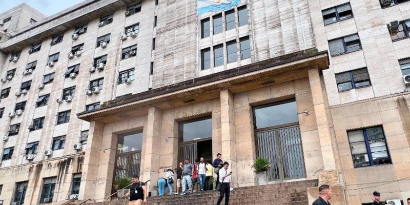 Gobierno presenta proyecto para reformar y reducir Comodoro Py