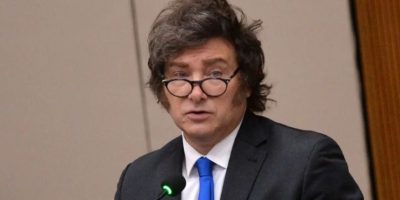 Encuesta: economía debilita a Milei mientras oposición no avanza