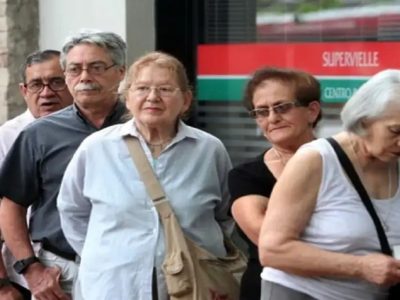 Gobierno confirma nuevo bono para jubilados y pensionados en septiembre