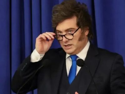 Milei prepara reglamentación para expulsar extranjeros que inciten odio