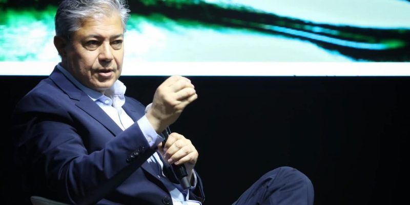 Rolando Figueroa lanza plan para llevar gas a hogares de Neuquén