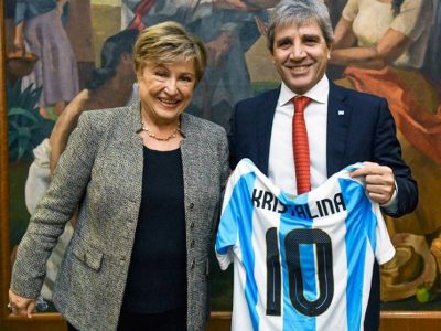 FMI llega a Argentina con presión del dólar en año electoral