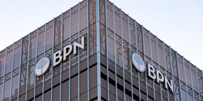 Estatales de Neuquén: cuándo cobran bono y ropa de trabajo