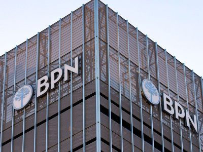 Estatales de Neuquén: cuándo cobran bono y ropa de trabajo