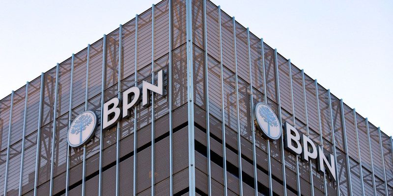 Estatales de Neuquén: cuándo cobran bono y ropa de trabajo