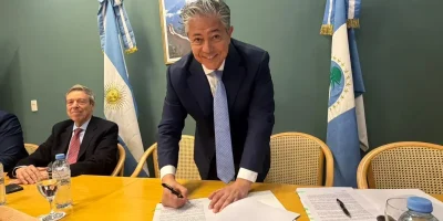 Rolando Figueroa acelera obras viales en Neuquén rumbo a 2027