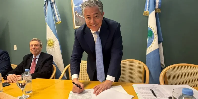 Rolando Figueroa acelera obras viales en Neuquén rumbo a 2027