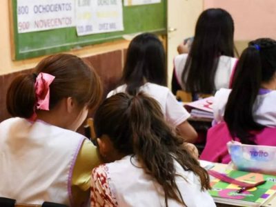 Neuquén lidera gasto educativo pero carece de datos de desempeño