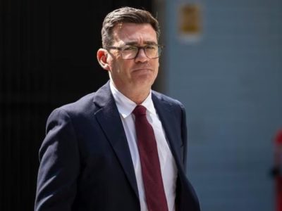 Reino Unido advierte a Milei sobre Malvinas y alerta militar