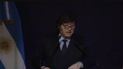 Milei apuesta a bajar inflación aunque reduzca actividad económica