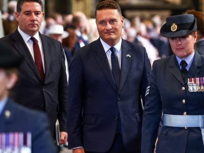 Reino Unido amenaza militarmente al gobierno de Javier Milei