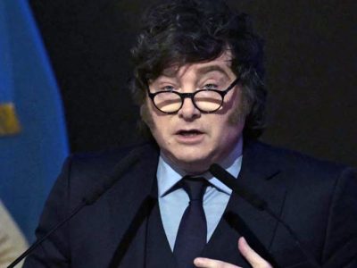 Javier Milei viaja a España como jefe de campaña de la ultraderecha