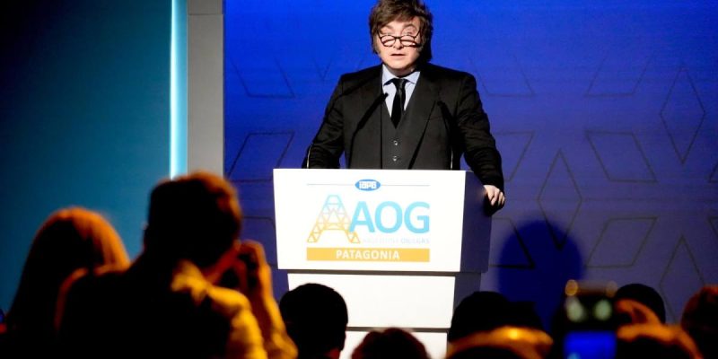 Javier Milei y el impacto económico de Vaca Muerta en la región