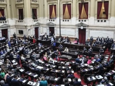 Gobierno apuesta a frenar sesión opositora sobre Ley de Tierras