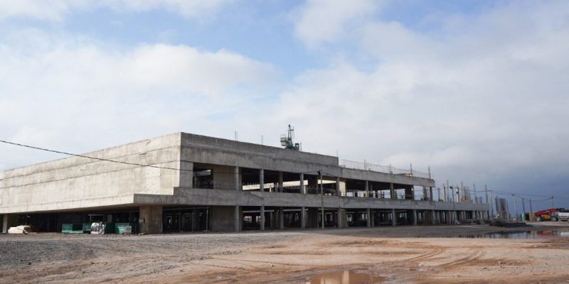 Rolando Figueroa anuncia obras de salud por más de 100 mil m2